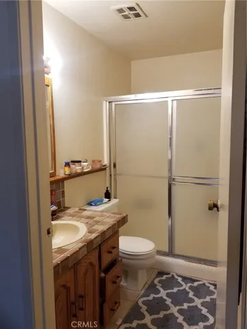 9641 Karmont Avenue, South Gate, California 90280