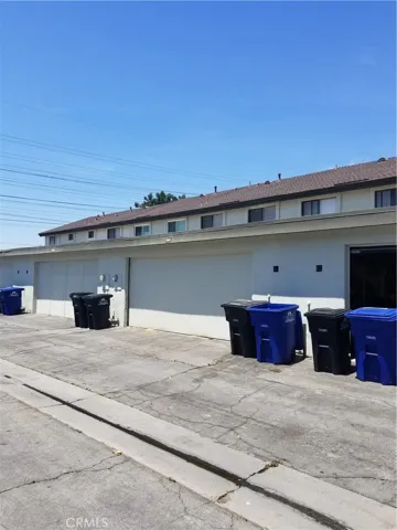 9641 Karmont Avenue, South Gate, California 90280