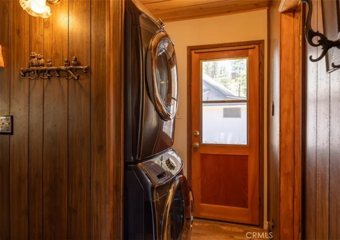 493 Tavern Lane, Big Bear Lake, California 92315
