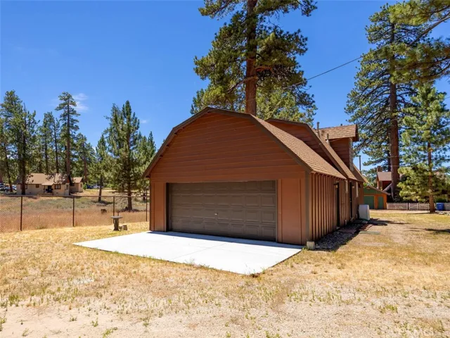 493 Tavern Lane, Big Bear Lake, California 92315