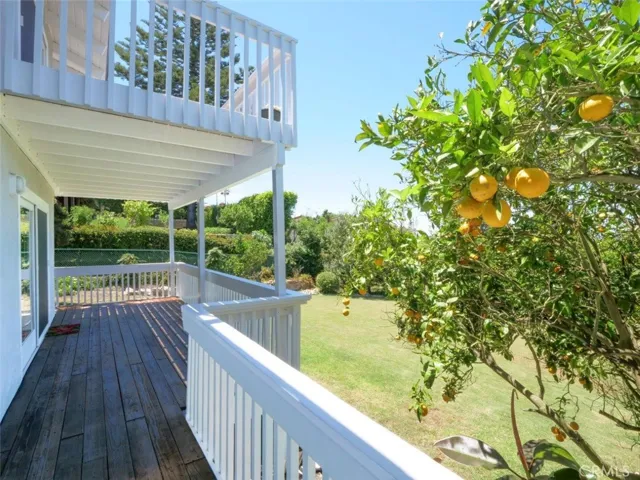 30203 Rhone Drive, Rancho Palos Verdes, California 90275