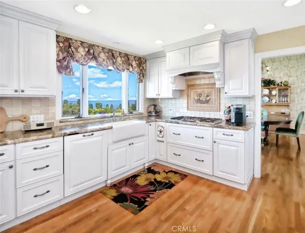 30203 Rhone Drive, Rancho Palos Verdes, California 90275
