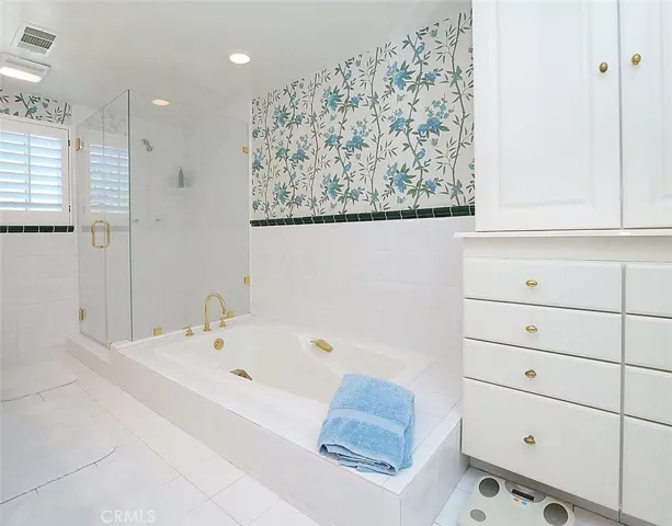 30203 Rhone Drive, Rancho Palos Verdes, California 90275