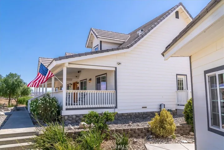 38675 Stratton Road, Temecula, California 92592