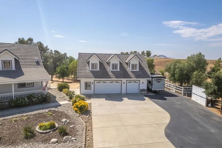 38675 Stratton Road, Temecula, California 92592