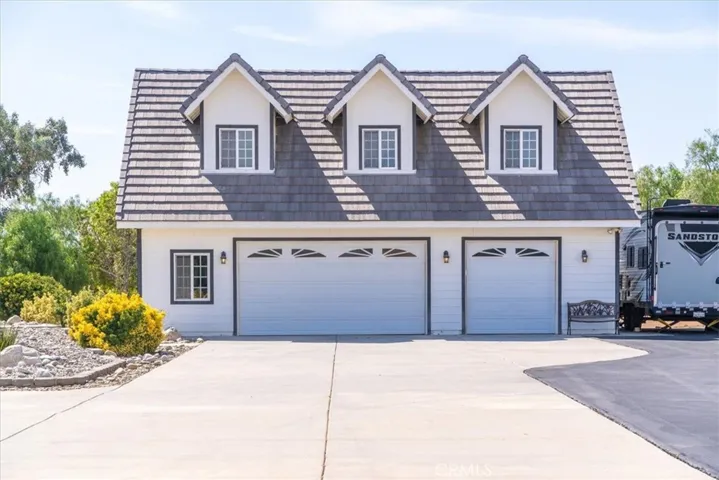 38675 Stratton Road, Temecula, California 92592