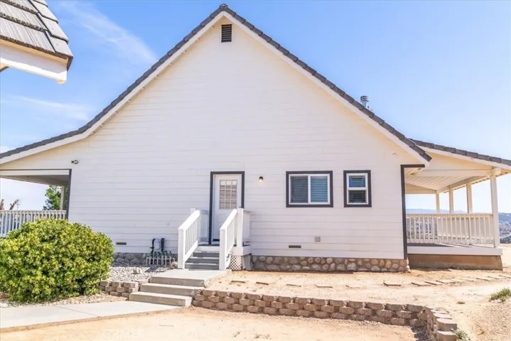 38675 Stratton Road, Temecula, California 92592