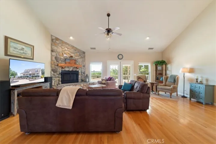 38675 Stratton Road, Temecula, California 92592