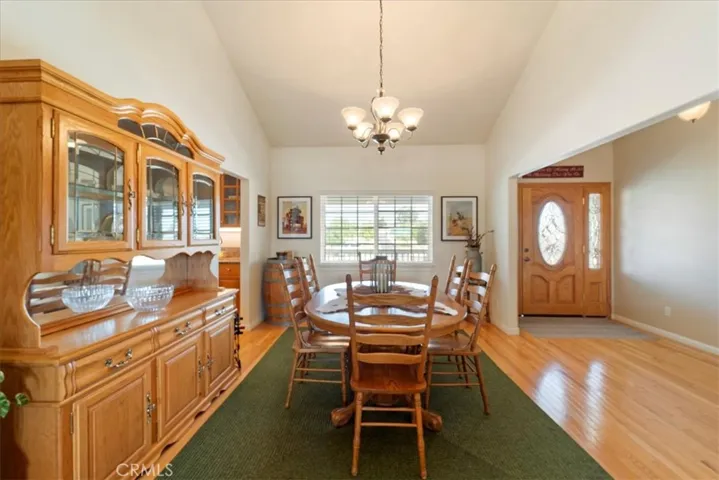 38675 Stratton Road, Temecula, California 92592