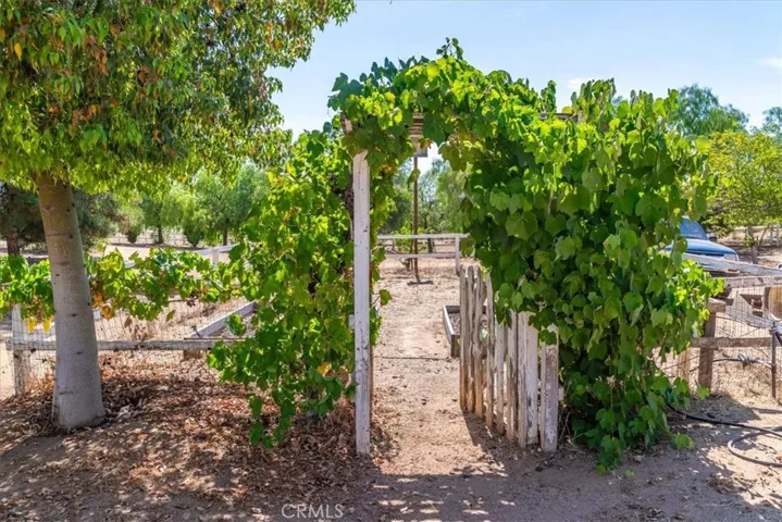 38675 Stratton Road, Temecula, California 92592