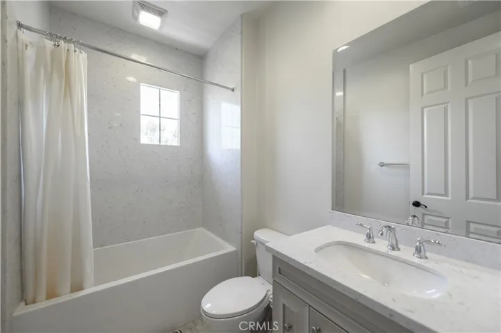 59 Dublin, Irvine, California 92620