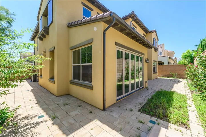 59 Dublin, Irvine, California 92620