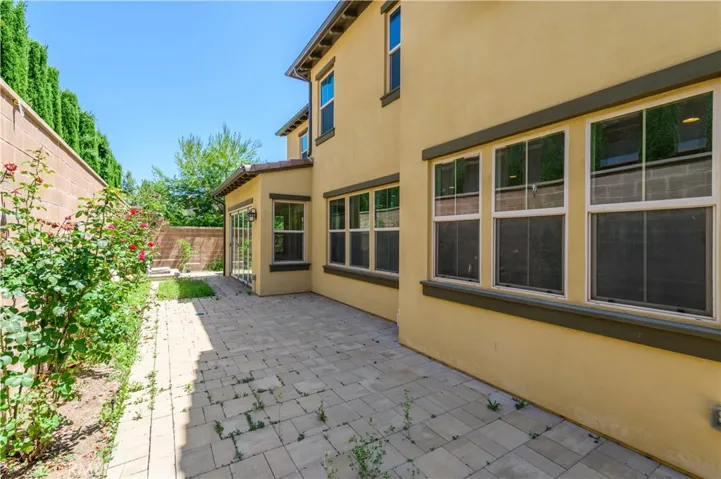 59 Dublin, Irvine, California 92620