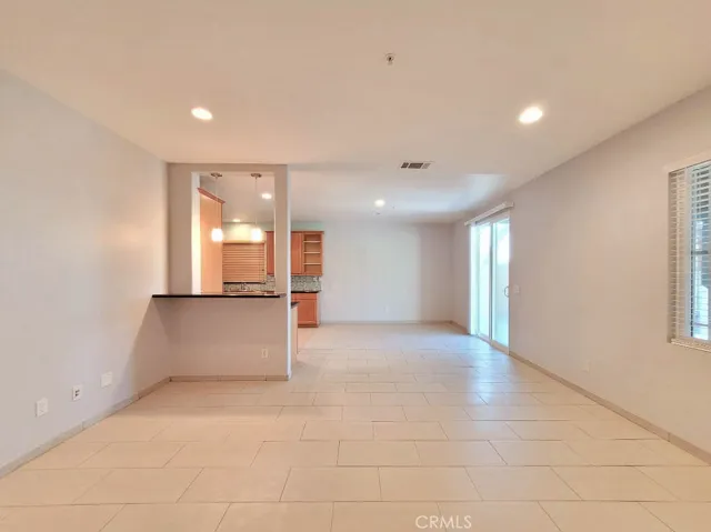 6146 Medinah Street, Fontana, California 92336