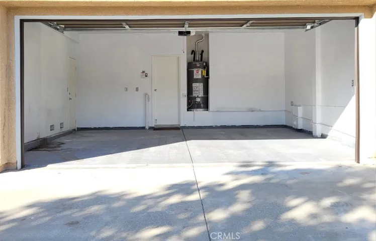 6146 Medinah Street, Fontana, California 92336
