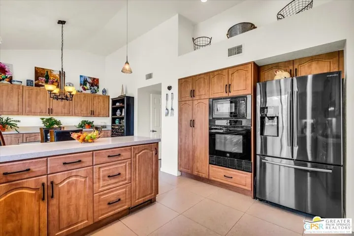 12 Vista Loma Drive, Rancho Mirage, California 92270