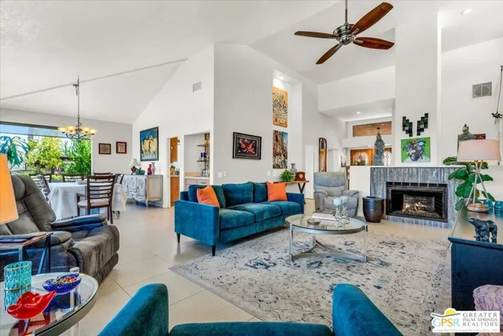 Living Room w/view to dining room