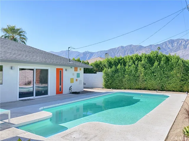 4240 E Calle San Antonio, Palm Springs, California 92264