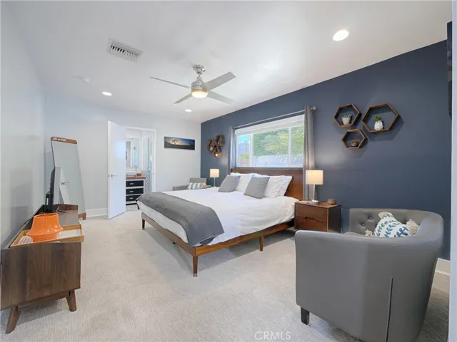 4240 E Calle San Antonio, Palm Springs, California 92264