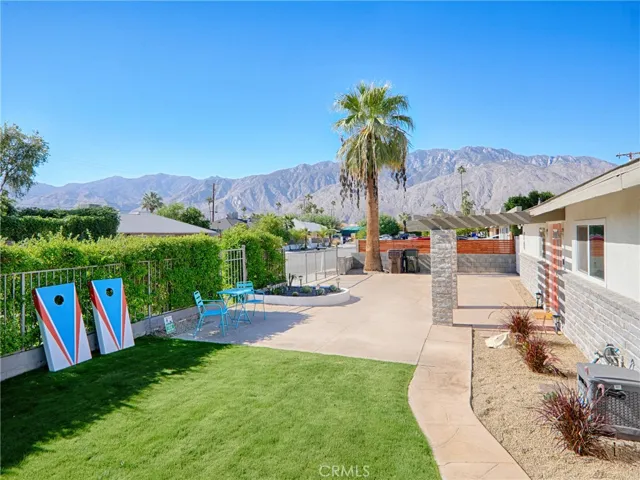 4240 E Calle San Antonio, Palm Springs, California 92264