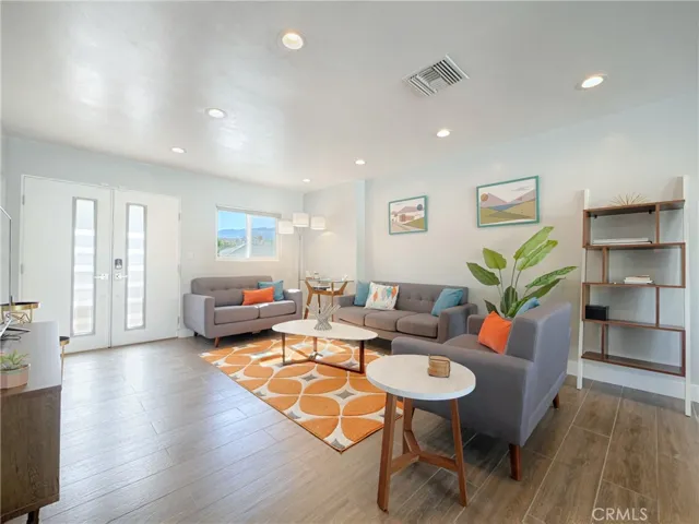 4240 E Calle San Antonio, Palm Springs, California 92264