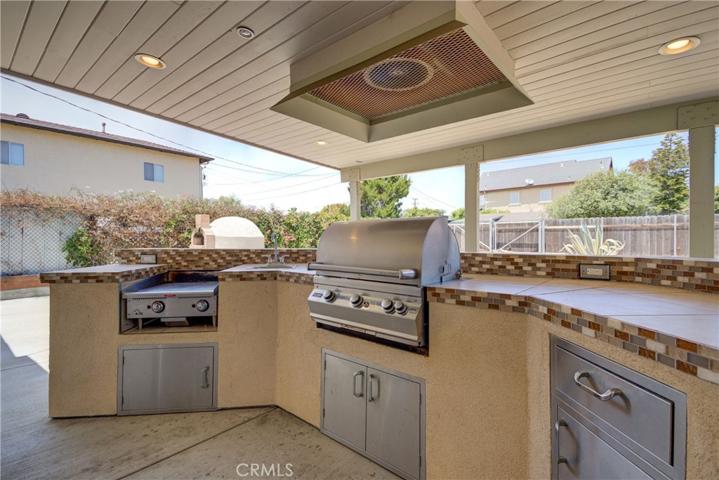 Covered outdoor kitchen