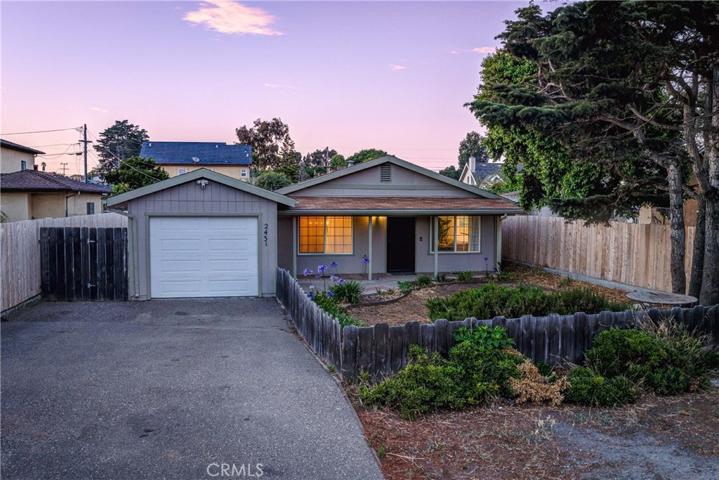 2431 Ocean Street, Oceano, California 93445