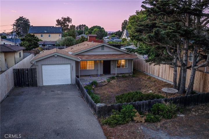 2431 Ocean Street, Oceano, California 93445