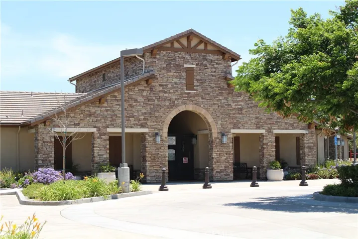wolf creek clubhouse entrance