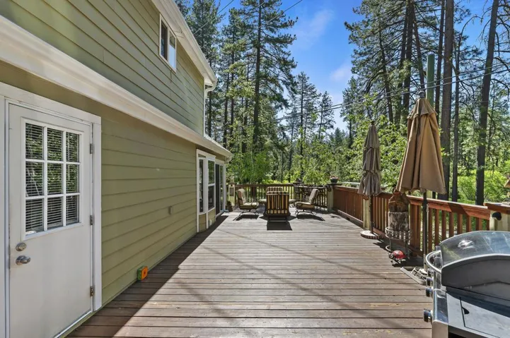 005_Front Deck