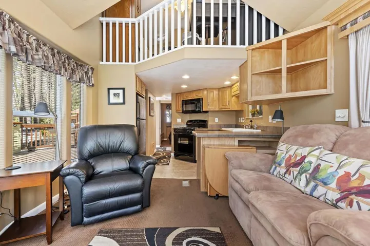 017_Living Room