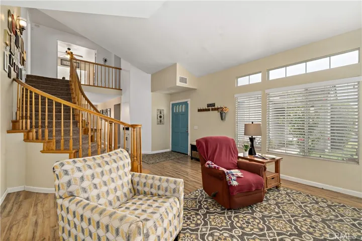 Font Living Room