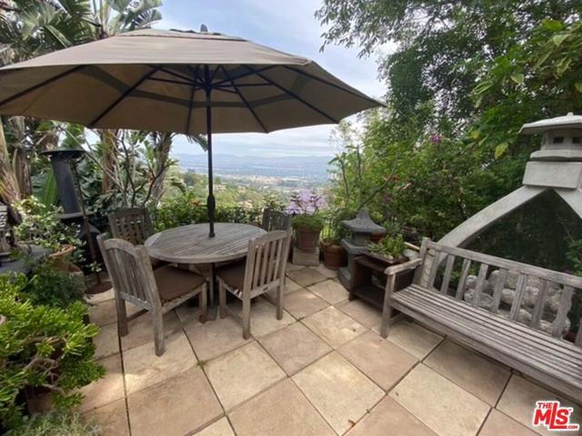 7287 Pacific View Drive, Hollywood, California 90068