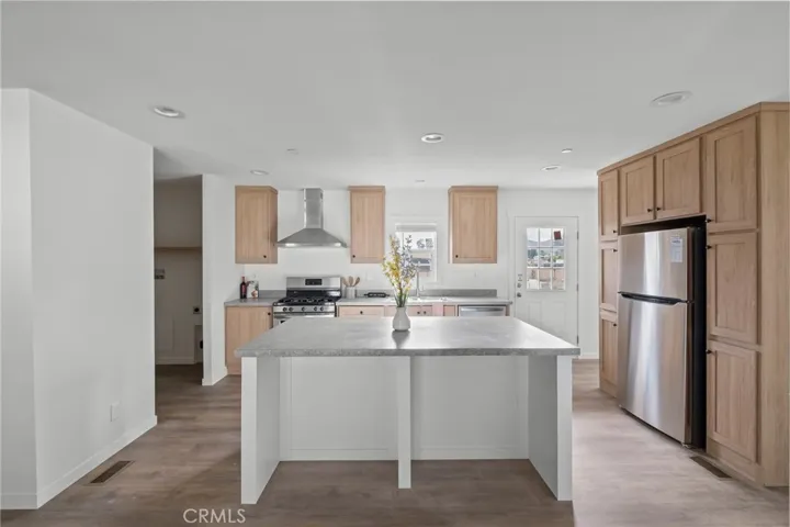 28100 Winchester Rd, Winchester, California 92596