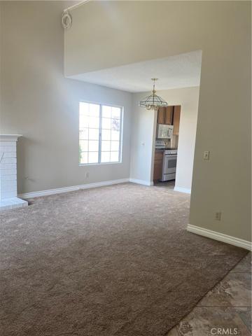 Living/dining room