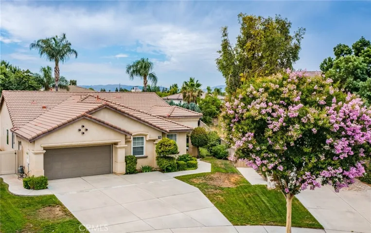 1427 Sierra Crest Court, Redlands, California 92374