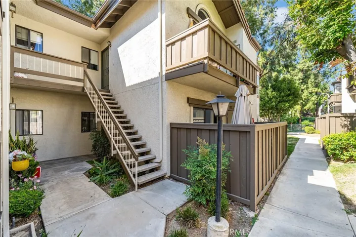 FRONT OF THE PROPERTY