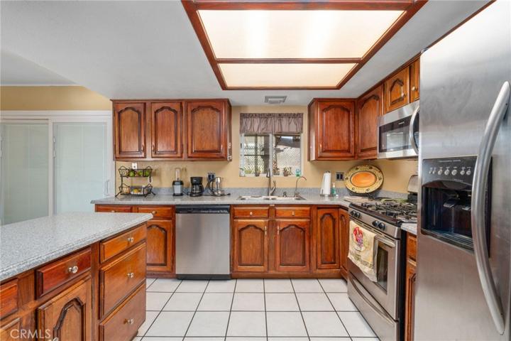 19601 Francisca Avenue, Corona, California 92881