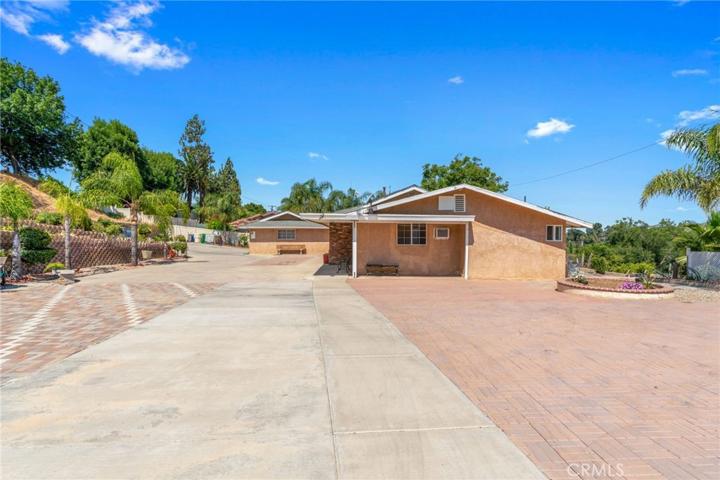 19601 Francisca Avenue, Corona, California 92881