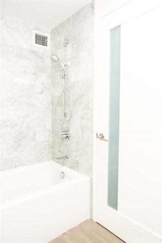 865 Comstock Avenue Unit 17A, Los Angeles, California 90024