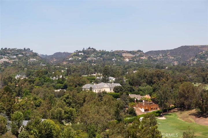 865 Comstock Avenue Unit 17A, Los Angeles, California 90024