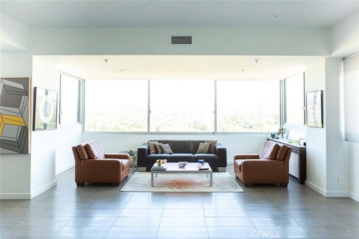 865 Comstock Avenue Unit 17A, Los Angeles, California 90024