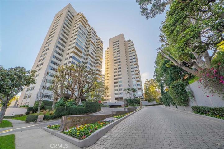 865 Comstock Avenue Unit 17A, Los Angeles, California 90024