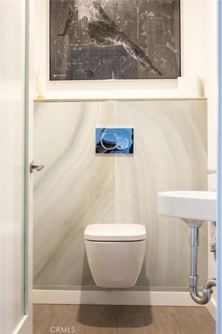 865 Comstock Avenue Unit 17A, Los Angeles, California 90024