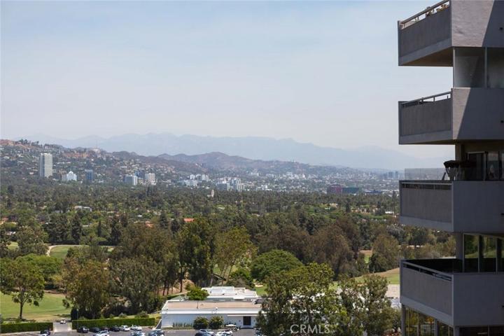 865 Comstock Avenue Unit 17A, Los Angeles, California 90024