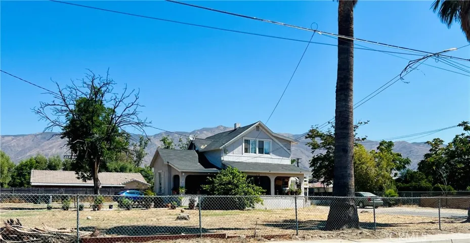 137 S Jordan Avenue, San Jacinto, California 92583