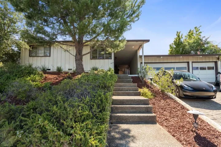 10178 Alpine Drive, Cupertino, California 95014