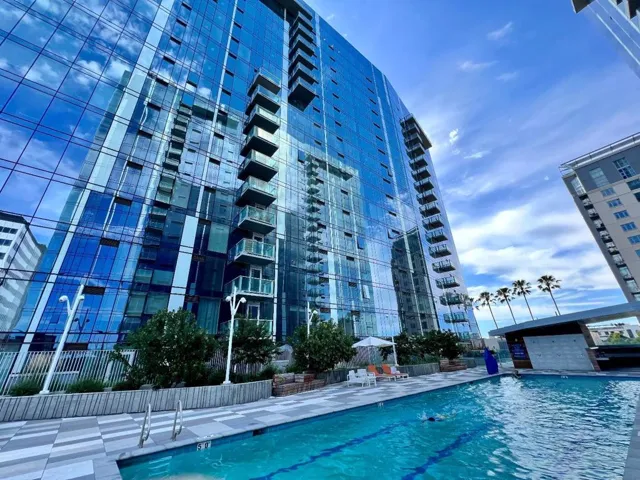 188 W Saint James Street 10317, San Jose, California 95110