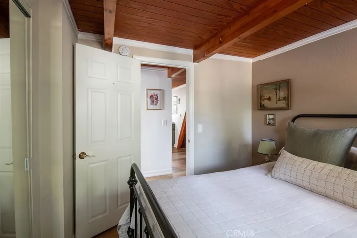 27590 Burnt Mill Drive, Lake Arrowhead, California 92352
