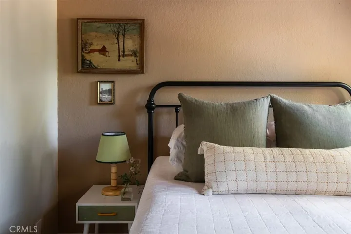 27590 Burnt Mill Drive, Lake Arrowhead, California 92352